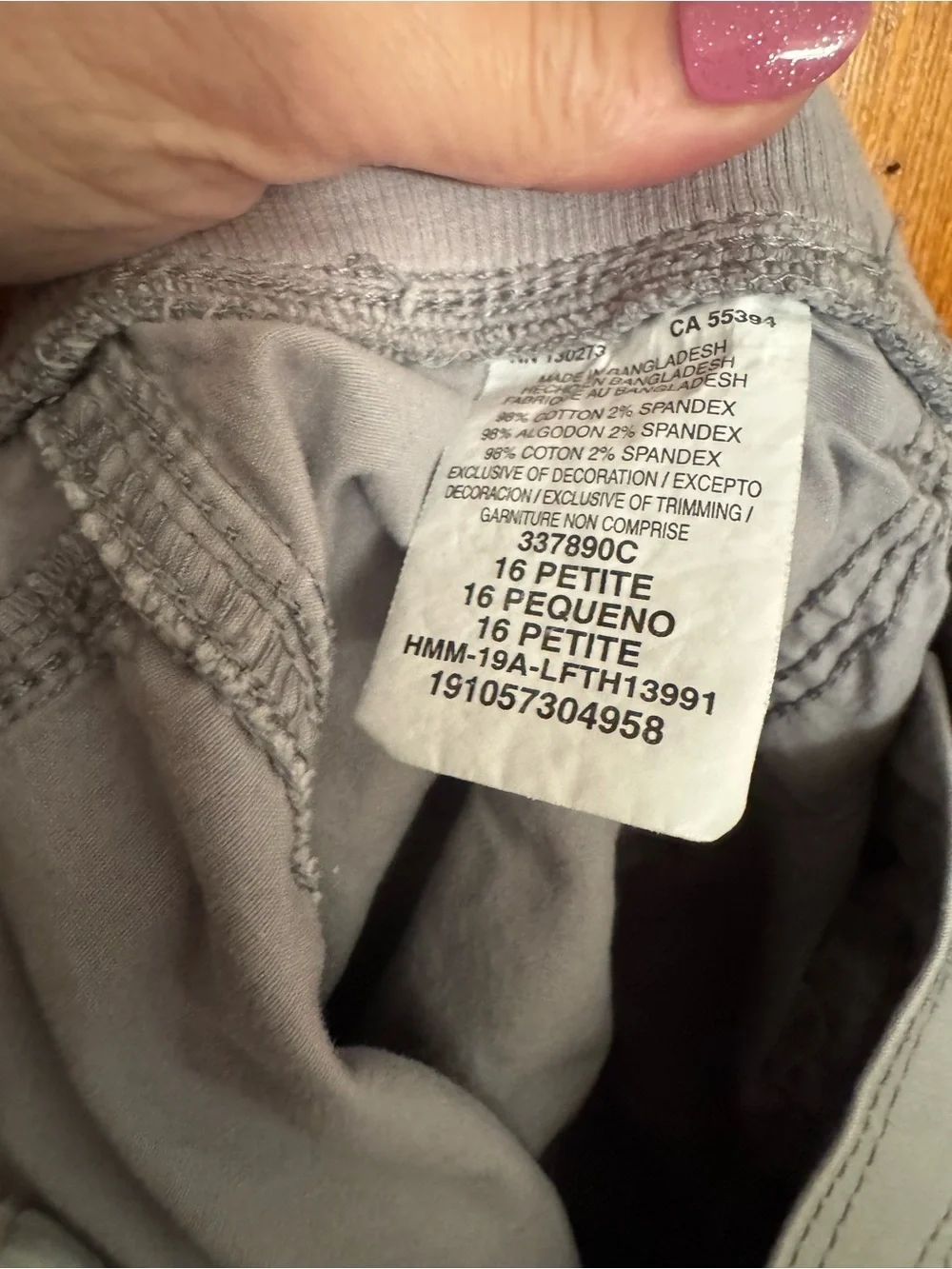 Women's Light beige Cargo Shorts — Comfortable Everyday Fit